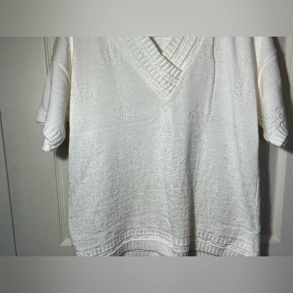 Vintage Sweater by Kenneth Too White Crochet Knit Vneck Short Sleeve Sz L USA - Picture 3 of 13